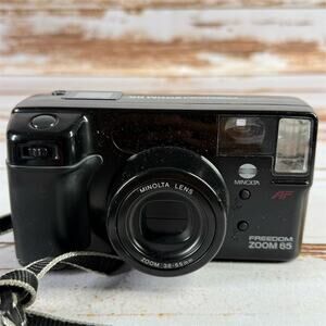 Minolta Freedom Zoom 65 35mm Film Camera w/ Built-in Flash